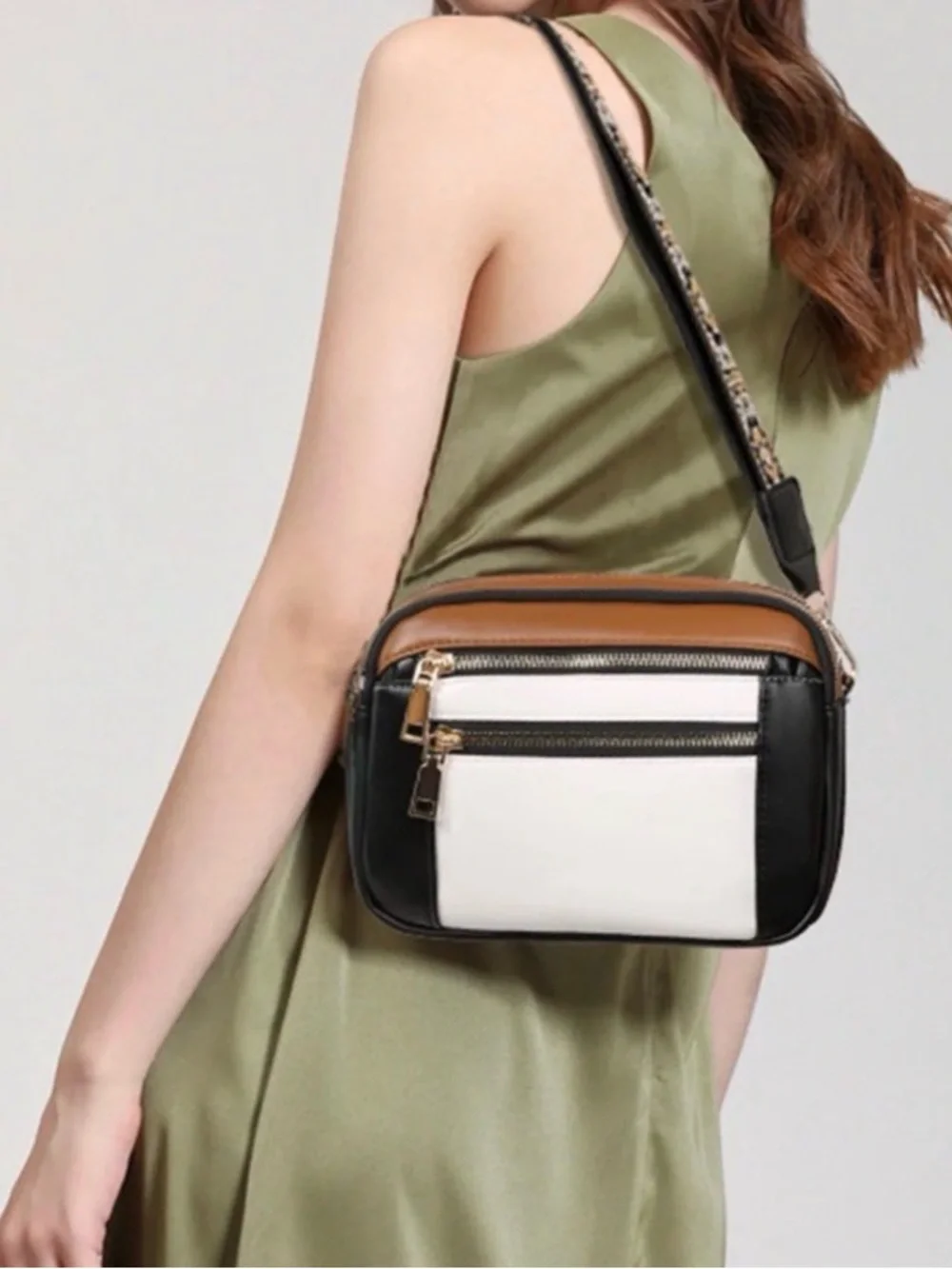 GAEKEAO Women’s Crossbody Purse Multi Pocket Shoulder Handbag Black/White/Brown - Picture 4 of 10